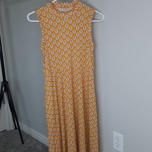Maxi yellow dress